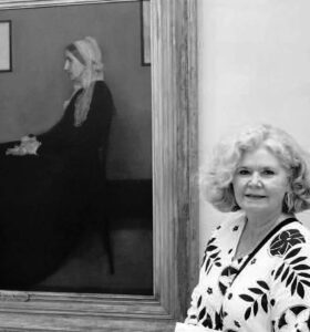 Who is better looking, Linda or Whistler’s Mother? Both were found in the Orsay Museum in Paris.