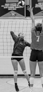 Hammond’s Lauren Heaton looks for a shot against Cardinal Newman’s Khylie Remmenga.